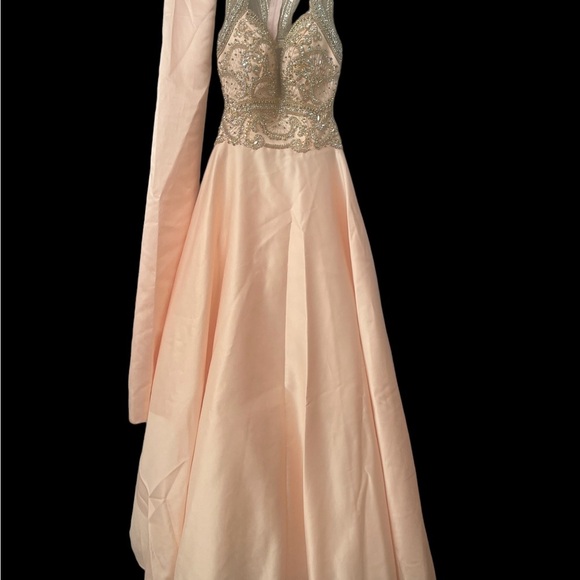 Aspeed Design - Embellished Sweetheart
Neckline Ballgown size XS - Picture 11 of 15